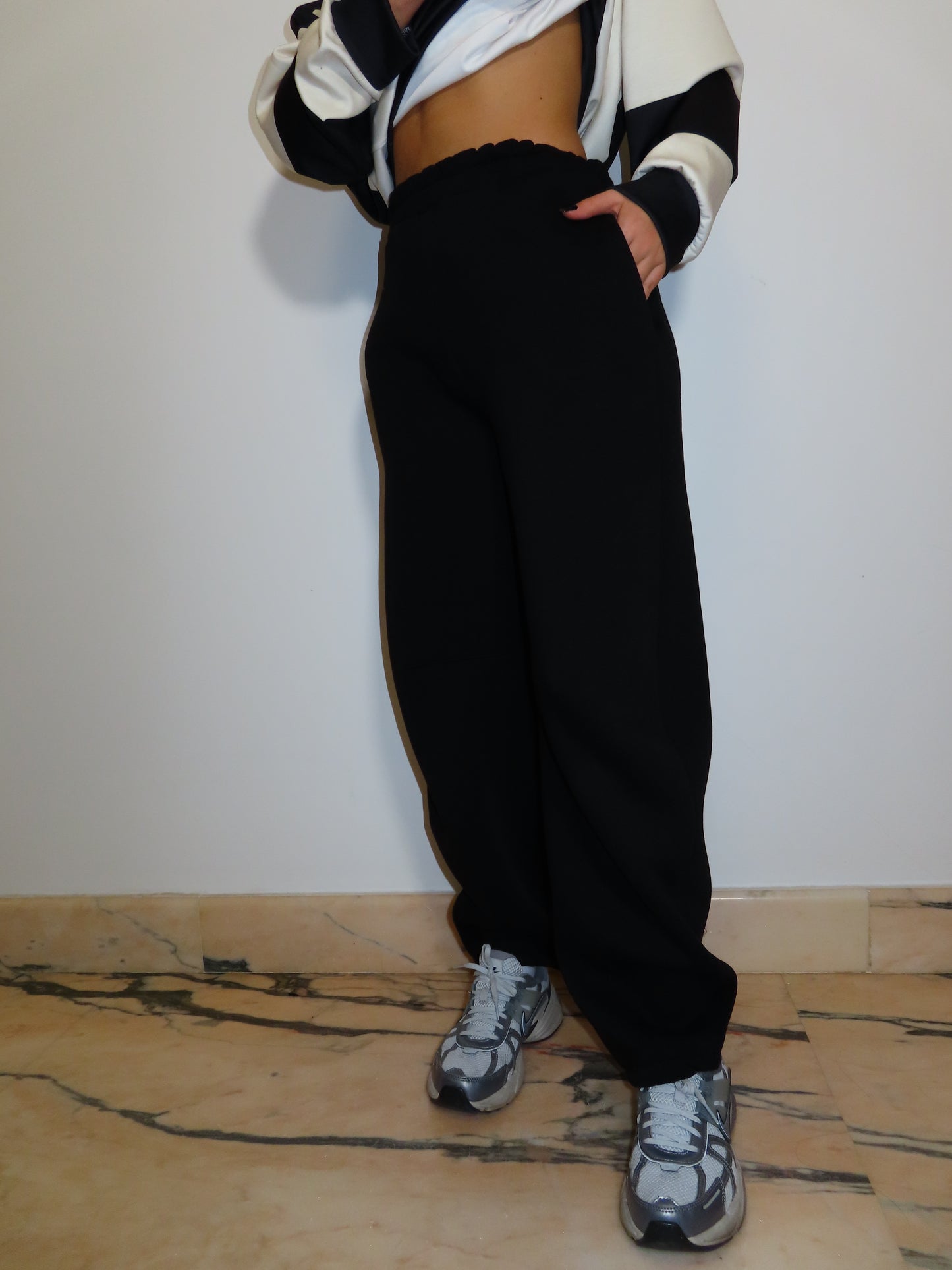 PANTA TUTA BASKET nero