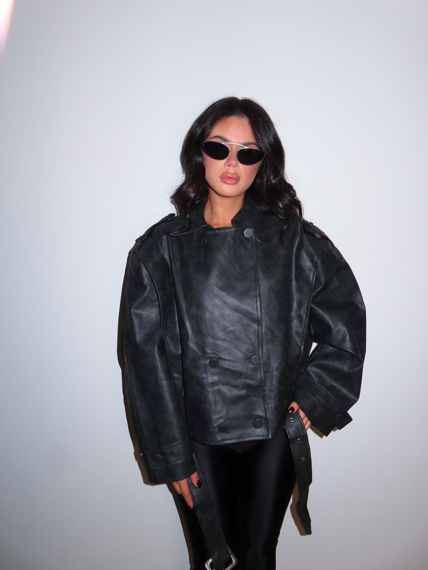 TRENCH CROP grigio