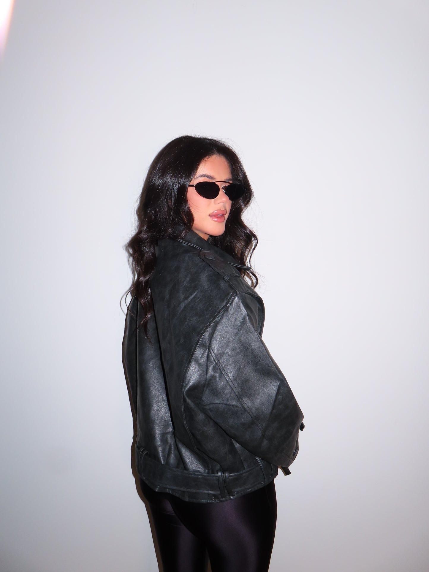 TRENCH CROP grigio