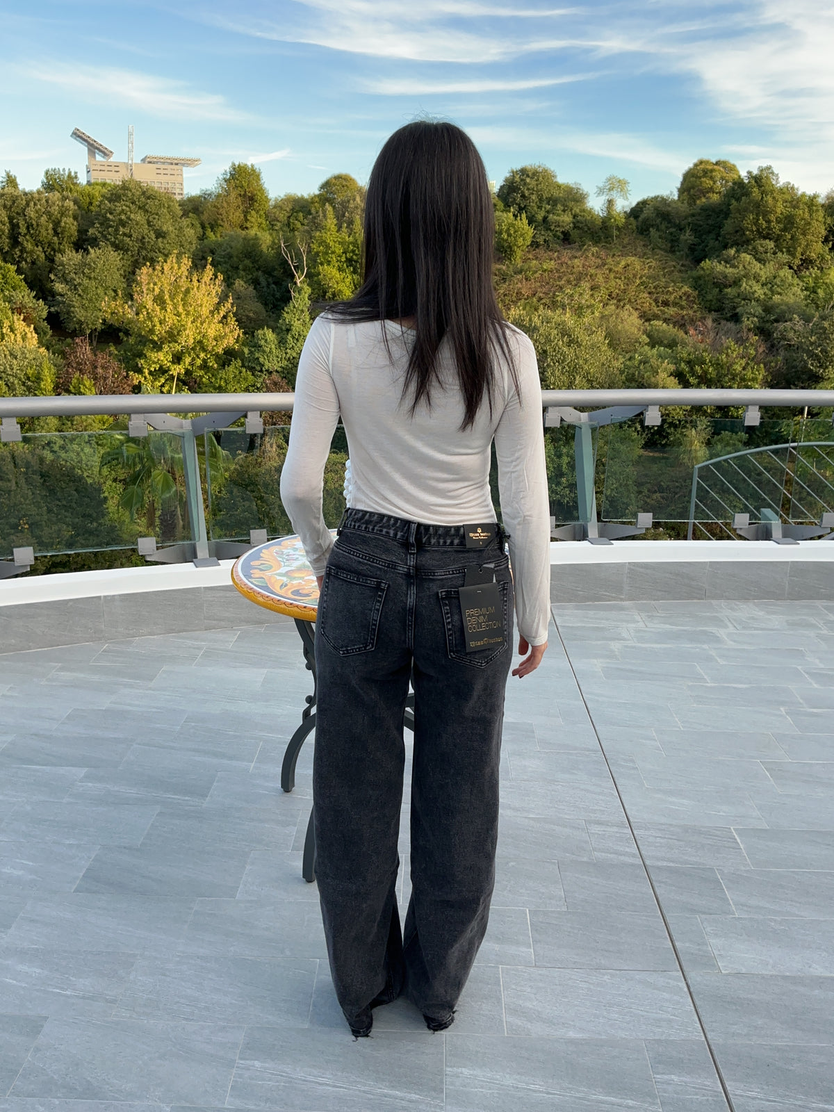 Jeans Sele vita media