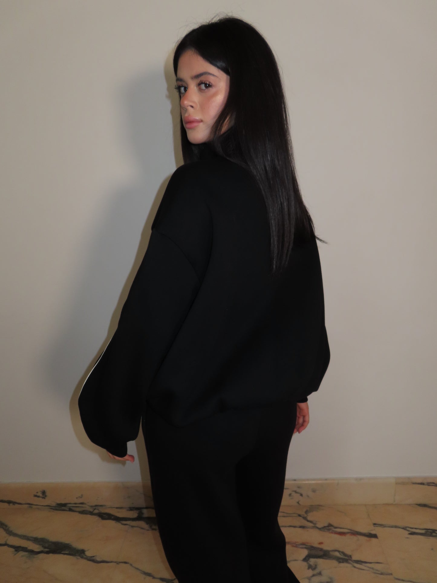 FELPA KIS nero LUMINA