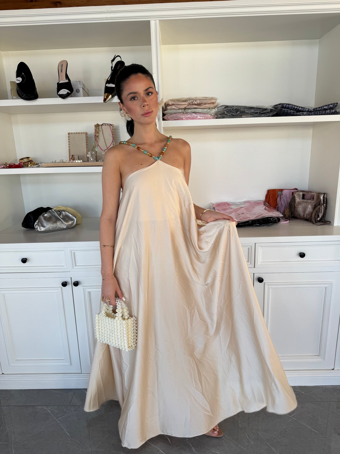 DRESS