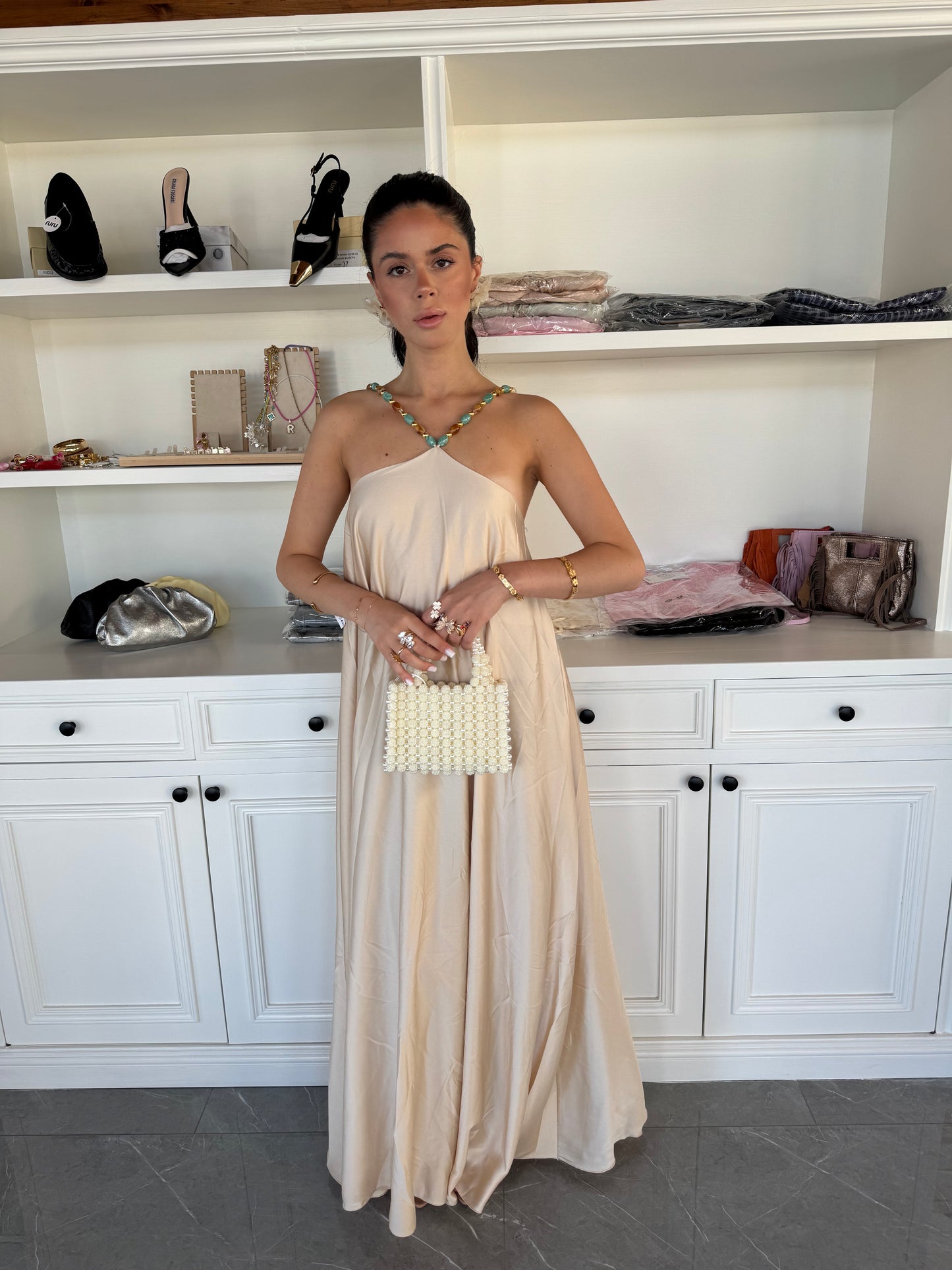 DRESS