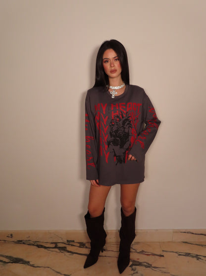 T-SHIRT CUORE grigio scuro