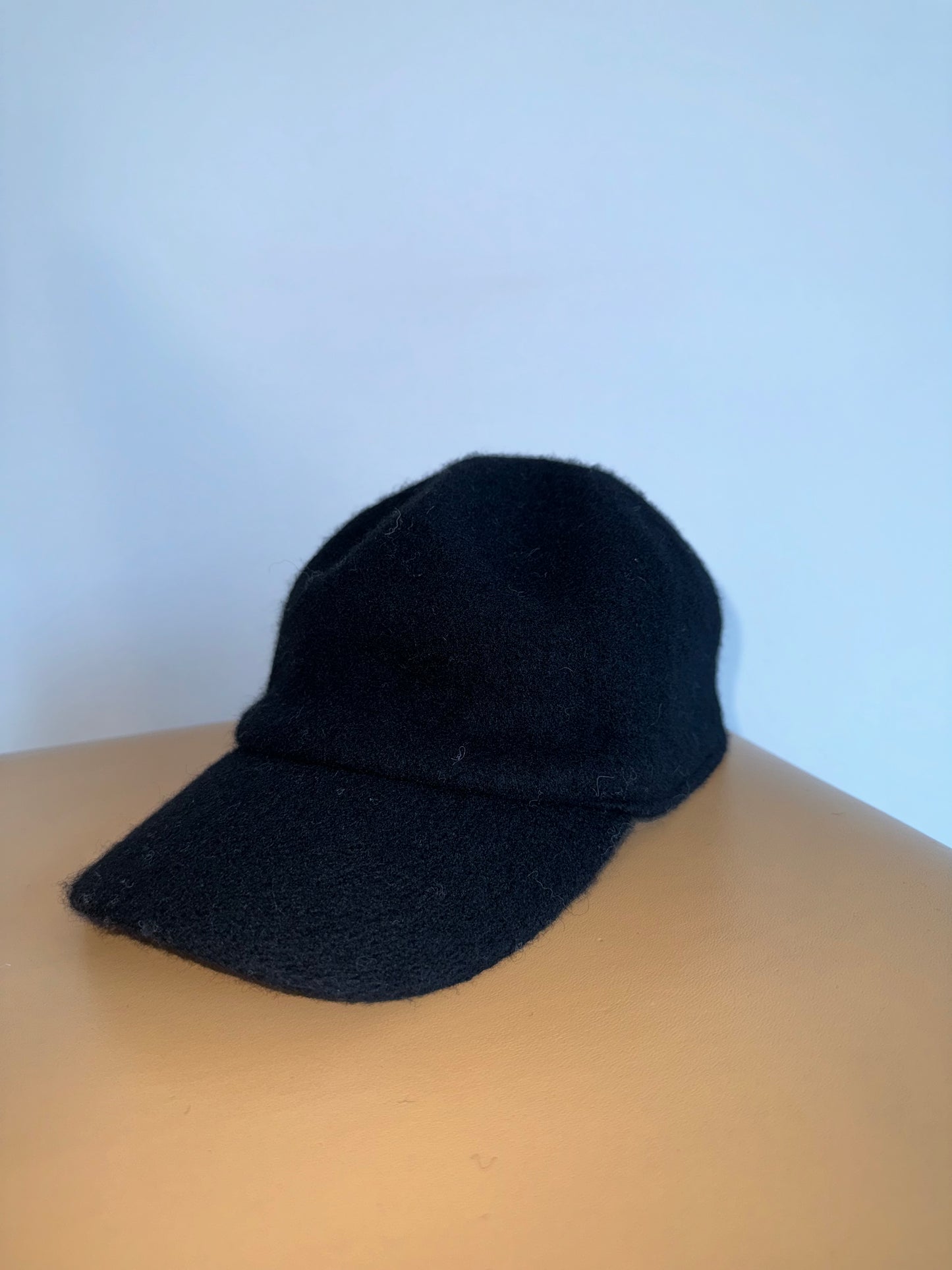 cappello conci in lana nero